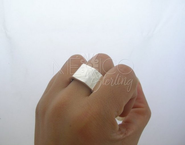 Solid Silver Heptagon Screw, Unisex Ring