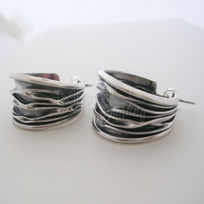Taxco Silver Corrugated Earrings Hoop
