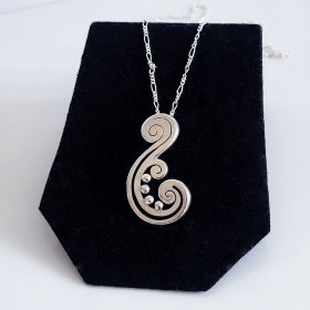 Silver Enchanted Modern Scroll Pendant Silver Enchanted Modern Scroll Pendant