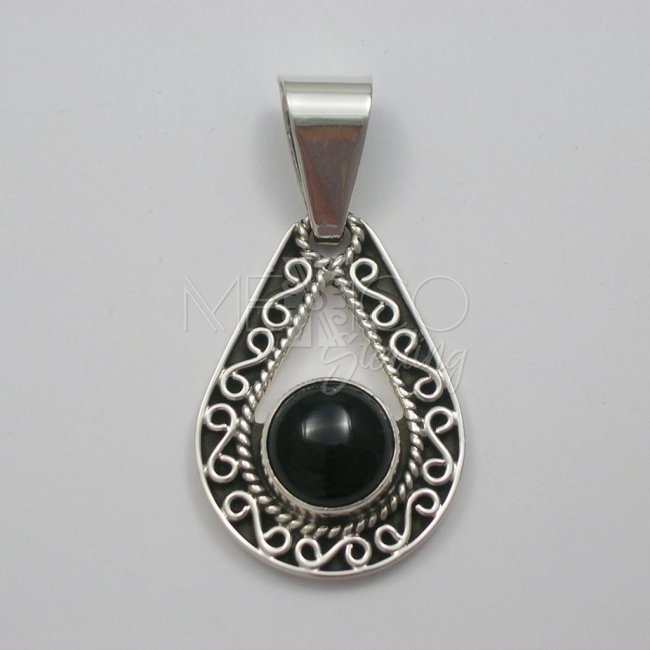 Taxco Solid Silver and Onyx Pendant - Click Image to Close
