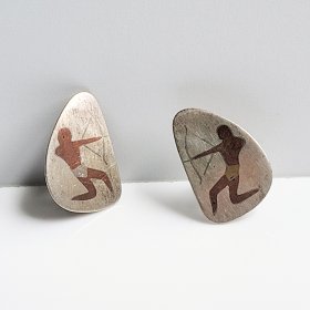 Vintage Silver Cave Paintings Screw Earrings Vintage Silver Cave Paintings Screw Earrings